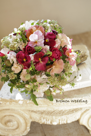 パンジーのラウンドブーケ