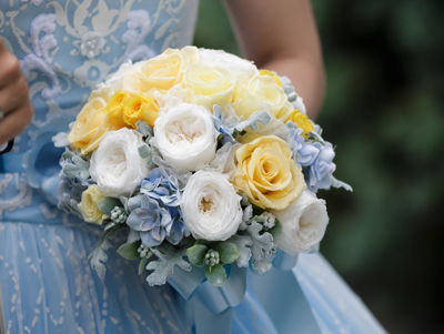 パステルブルーのプリザーブドブーケ