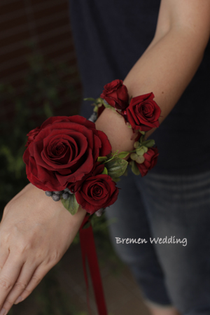 プリザーブドのリストブーケ